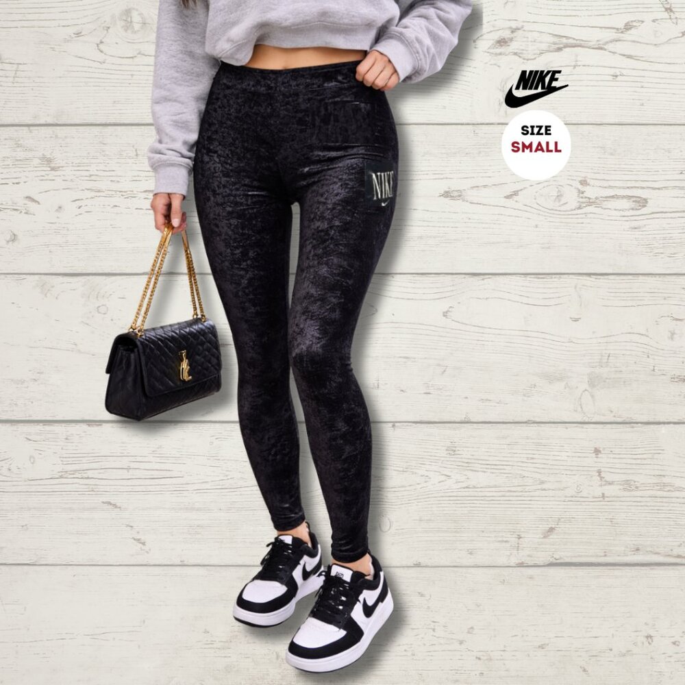 Nike Velvet-Look Leggings – Black – Size Small